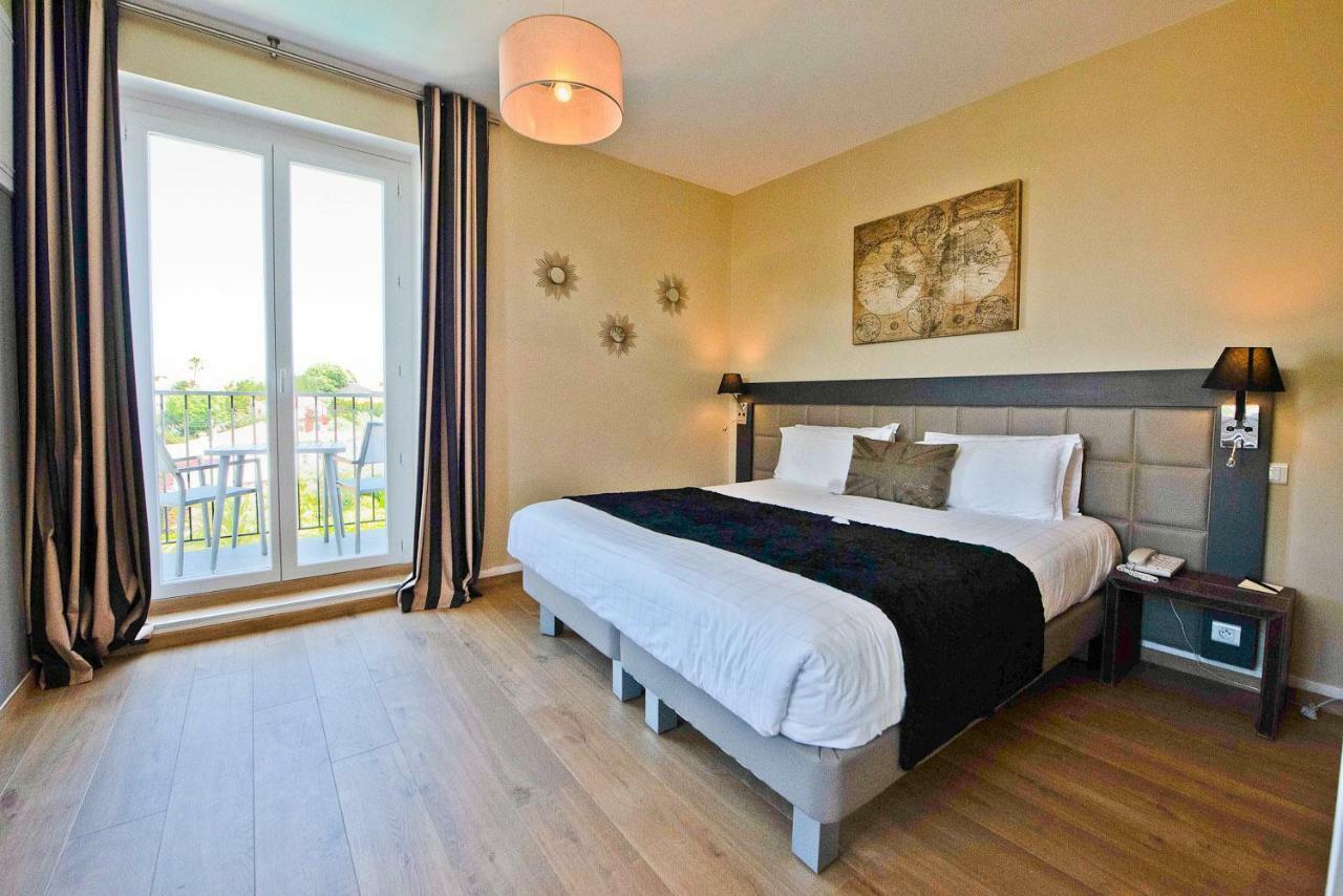Hotel La Villa Cap D'Antibes Juan-les-Pins Bagian luar foto