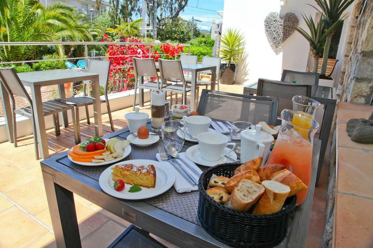 Hotel La Villa Cap D'Antibes Juan-les-Pins Bagian luar foto